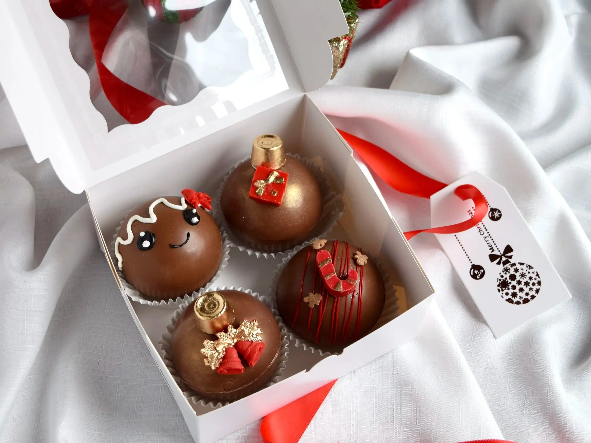 christmas hot chocolate bombs