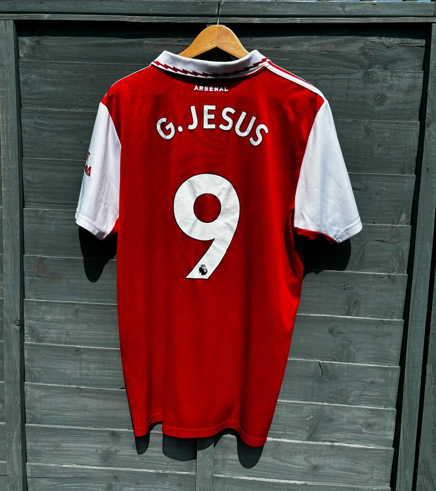 ARSENAL 2022/23 HOME GABBY JESUS 🇧🇷🪄
We’re arsenal sold a dream. Or an unfortunate array of injuries stopped Jesus fulfilling his potential. Nonetheless what a start he had. FPL most selected player the first game of 22-23 season and he did