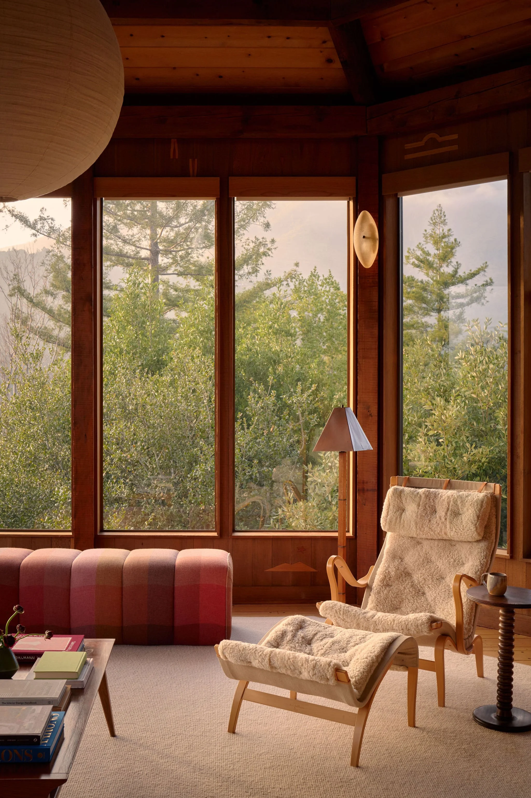 44_CPDStudio_Cushing_handheld.JPG