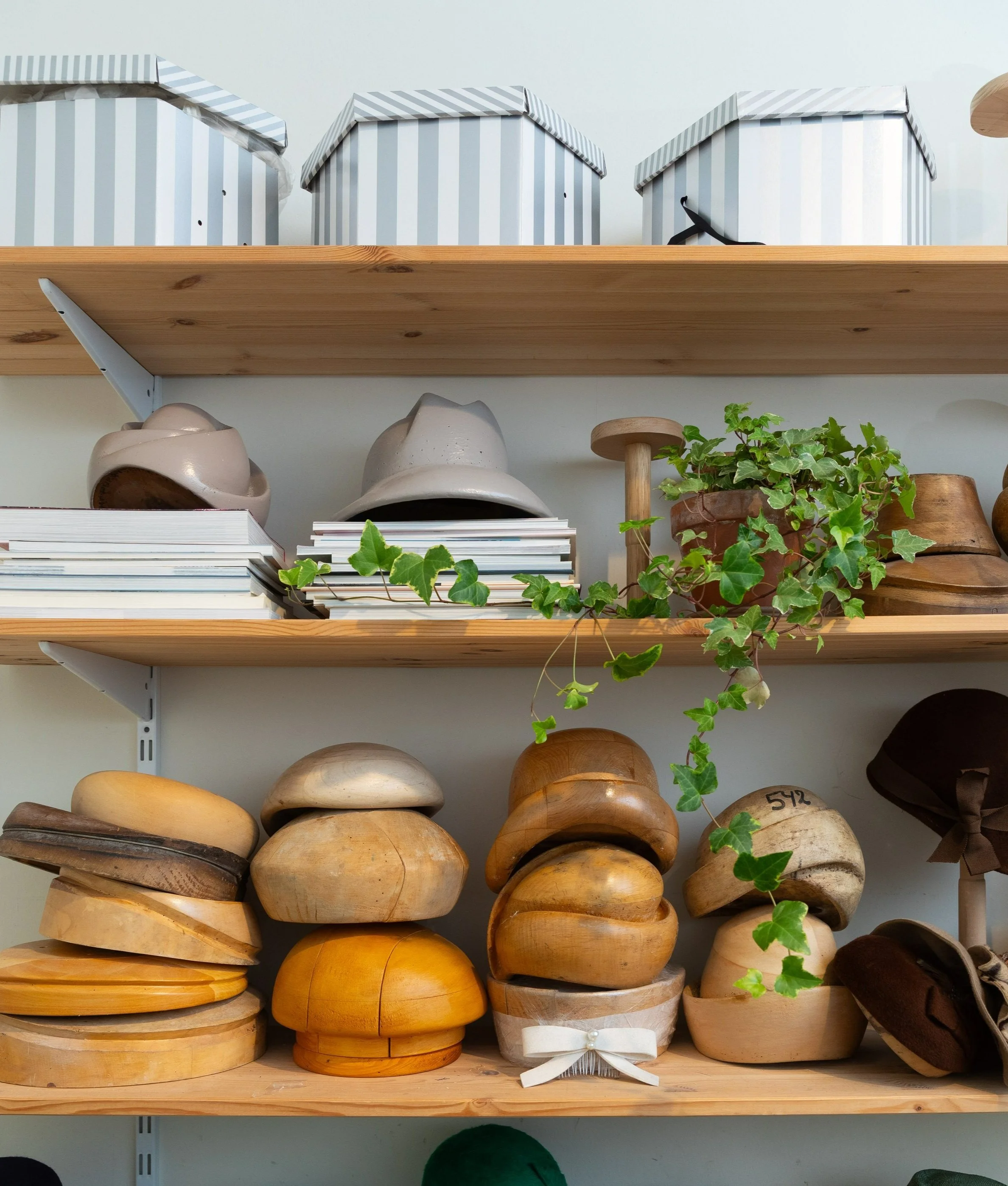 Orit+Aviezer+Hats+Studio+Details-23.jpg