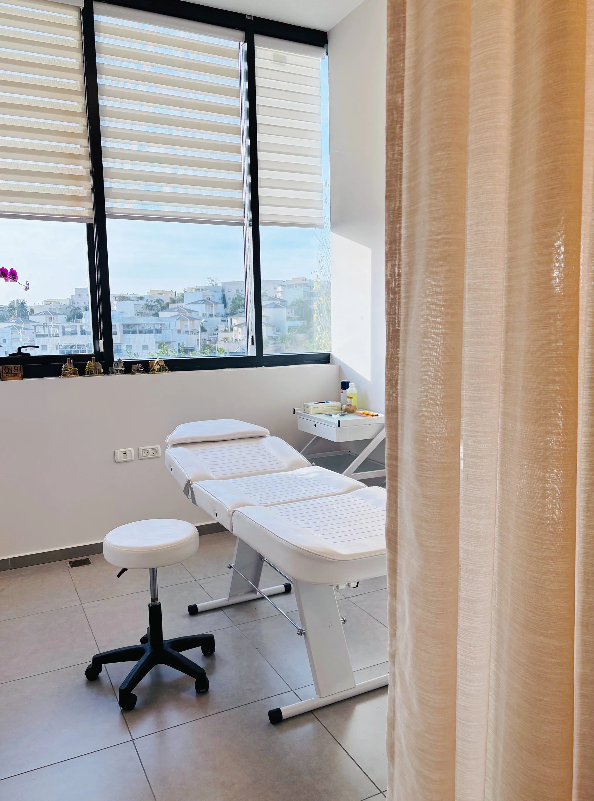 Moria st.  / The clinic