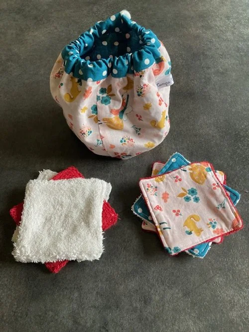 Sac et lingettes bébé