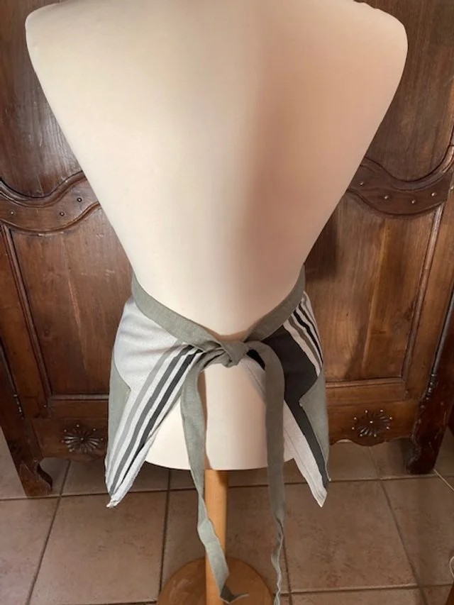 rayé noir et kaki 3.JPG