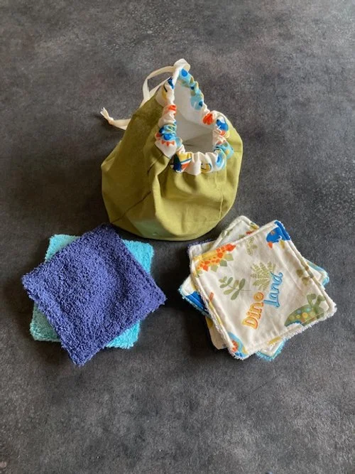 Sac et lingettes bébé