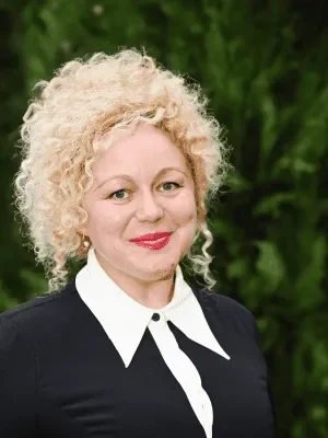Alina Zvolinska