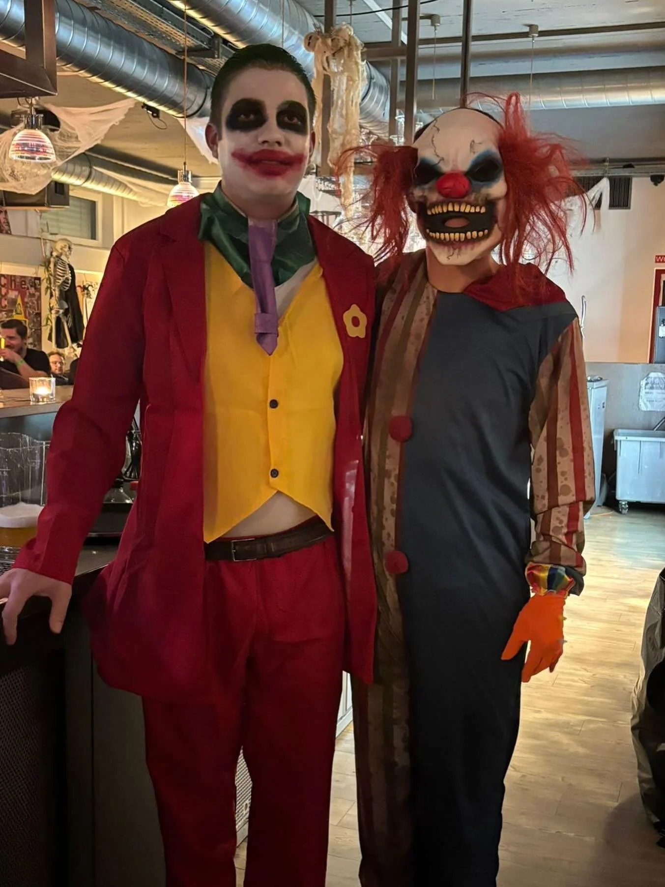 Unser Halloweenparty-Weekend ist schon wieder vorbei - aber der n&auml;chste 31. Oktober kommt bestimmt 🎃 Danke f&uuml;r alle die Dabei waren! 
Wer hat noch Fotos? Sendet sie uns! 

#halloween2025🎃👻🕷️🦇