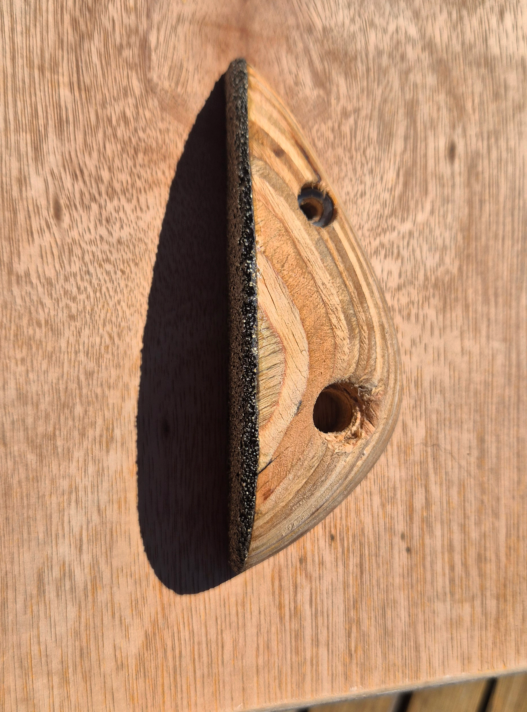 Woodenhalfmoon-withgrip-3.png