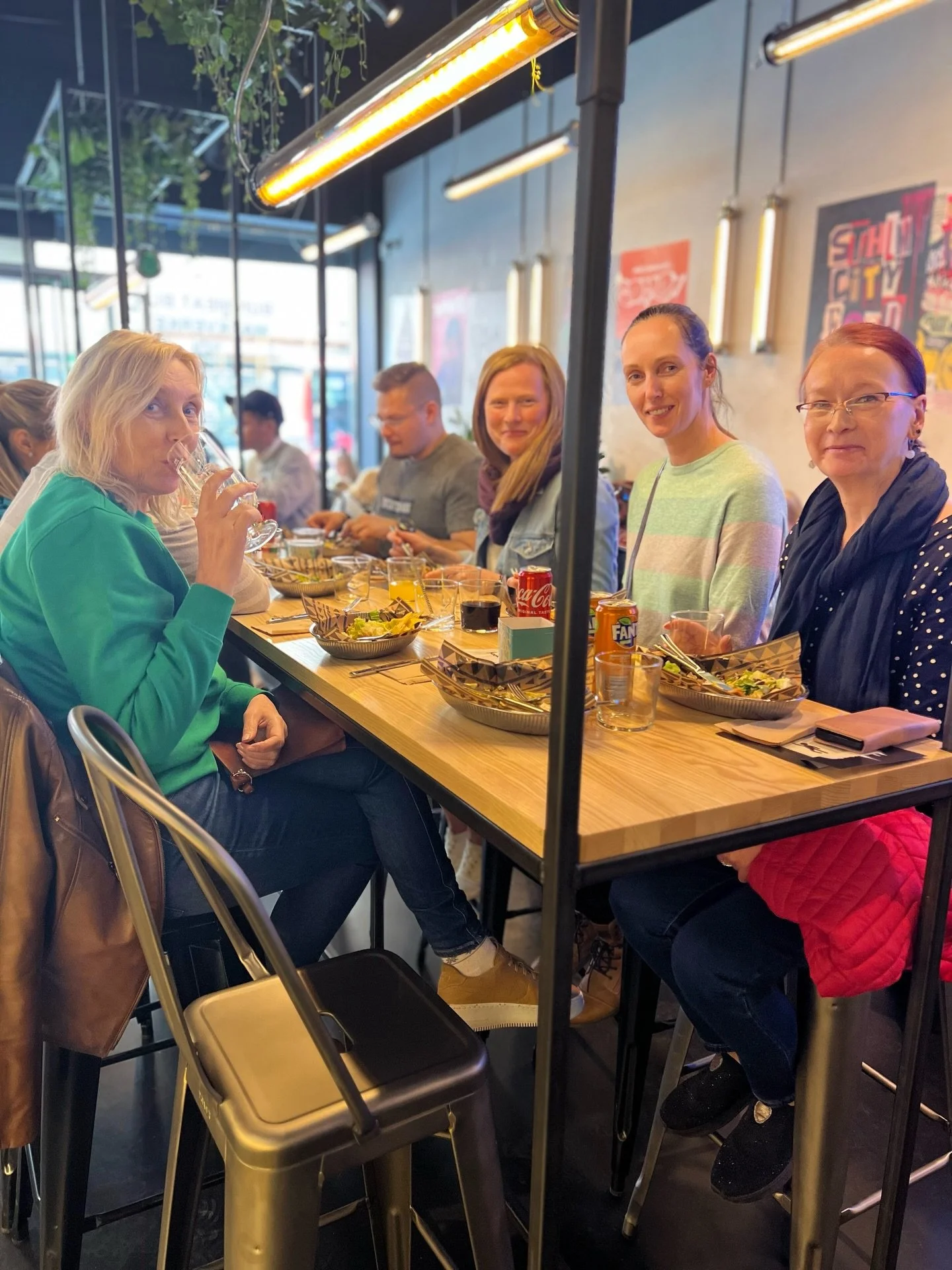 God mat, drinkar s&auml;llskap 🌮🍹✨ Tagga ditt g&auml;ng &ndash; vi ses p&aring; City Food Hall! @zocalosthlmcity