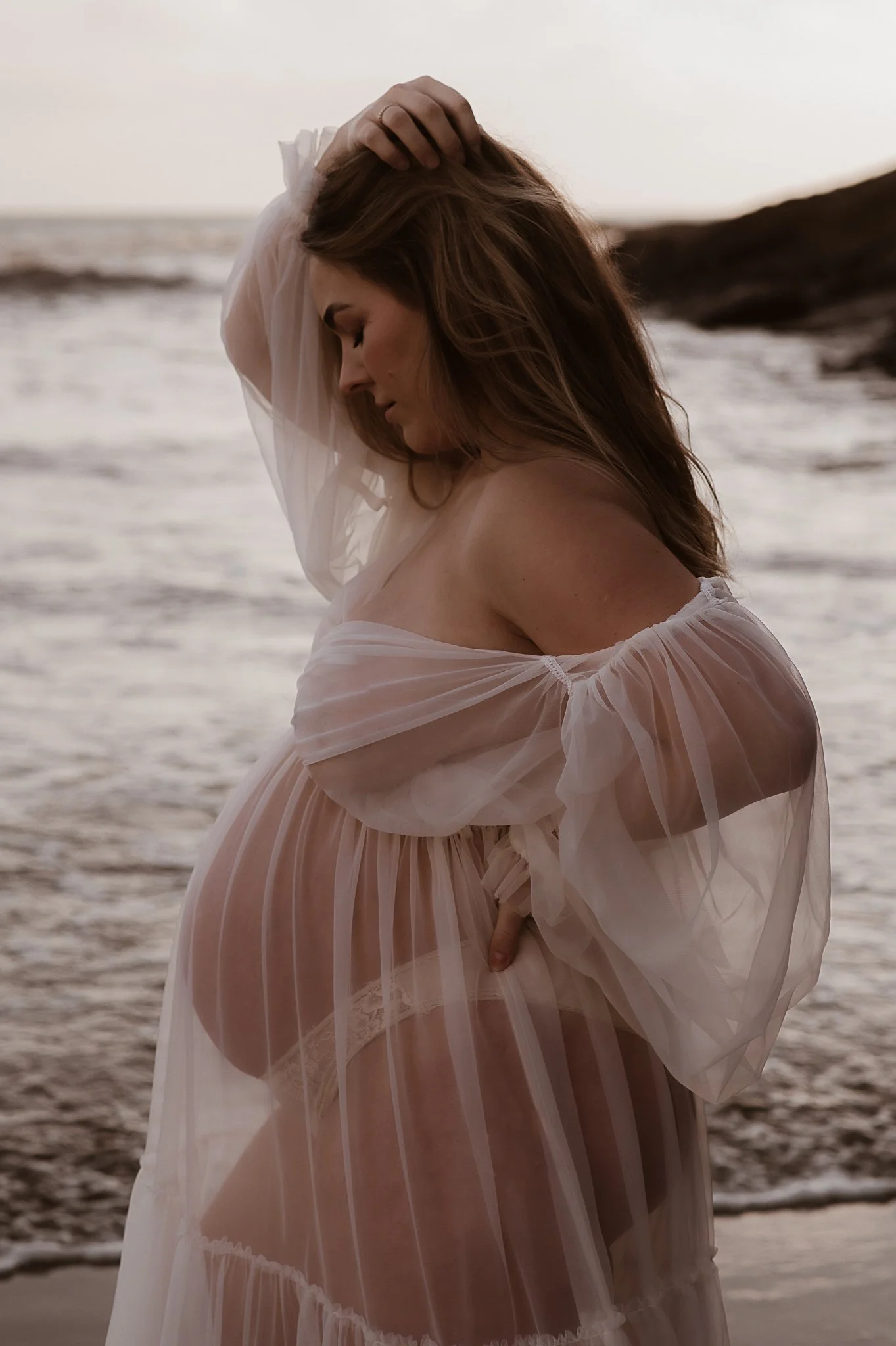 Porthluney Bay maternity photographer