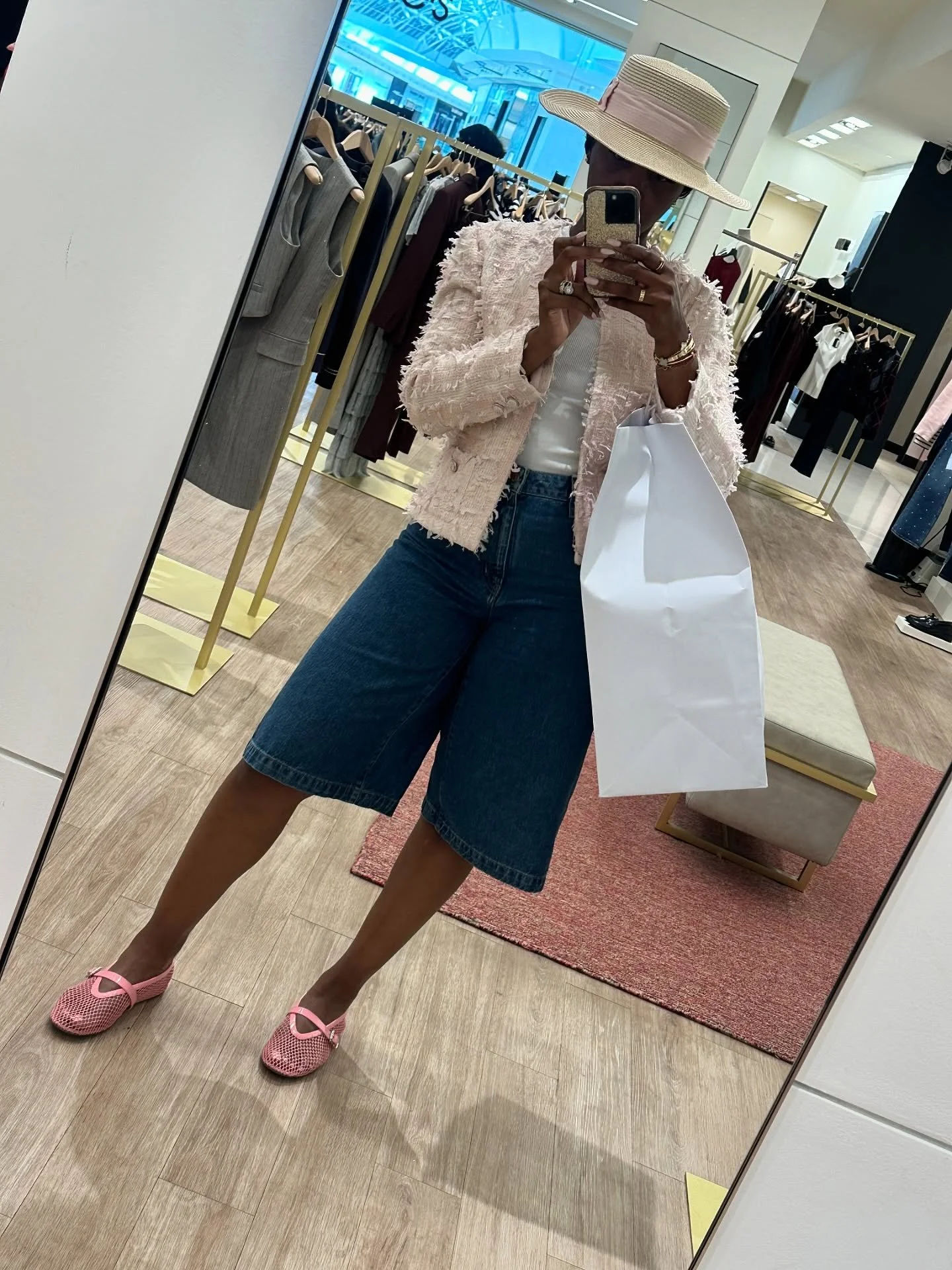 September has been beyond incredible so far!!! Fashion month is here and Ive been doing all my favorite things💫 From supporting clients events to hosting my own events 💕 it&rsquo;s been non stop. I&rsquo;m also loving all the trends this season !! 
