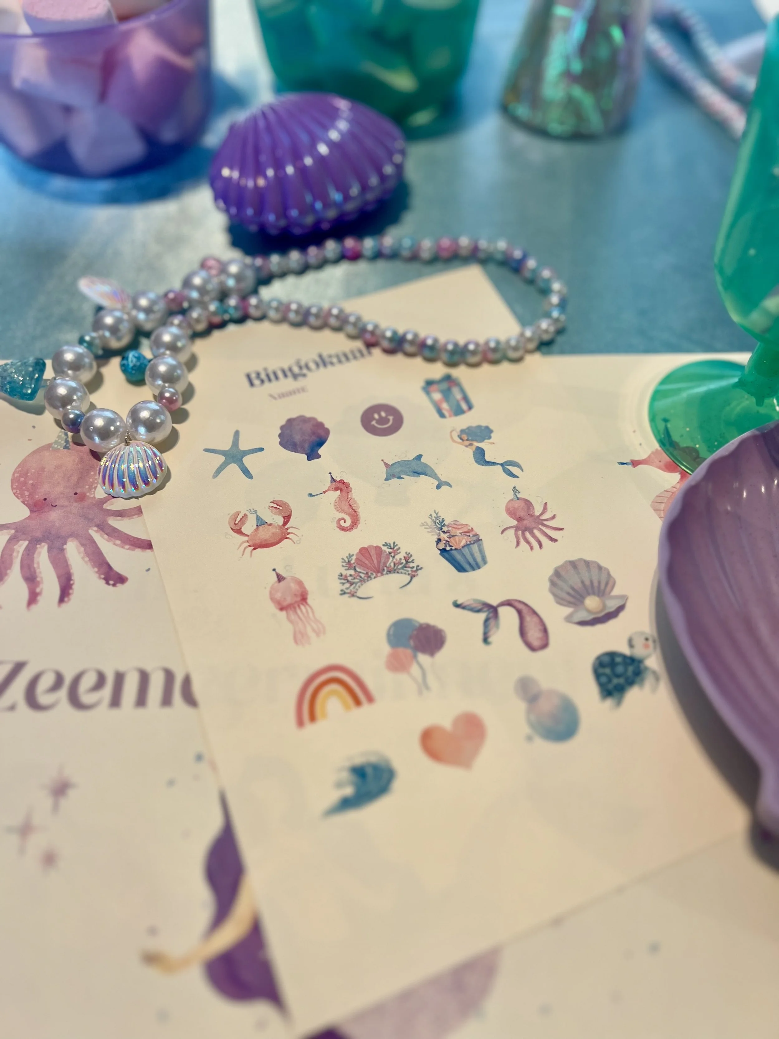 Amstelveen
Diemen
Zaandam (Zaanstad)
Haarlem
Hoofddorp (Haarlemmermeer)
Almere
Purmerend
Hilversum (’t Gooi)
Uithoorn / Aalsmeer
Weesp
Kinderfeestje
Themafeestje
Beauty Zeemeerminnen Prinsessen
Heliumballonnen
Cupcakes
Verkleedkleding