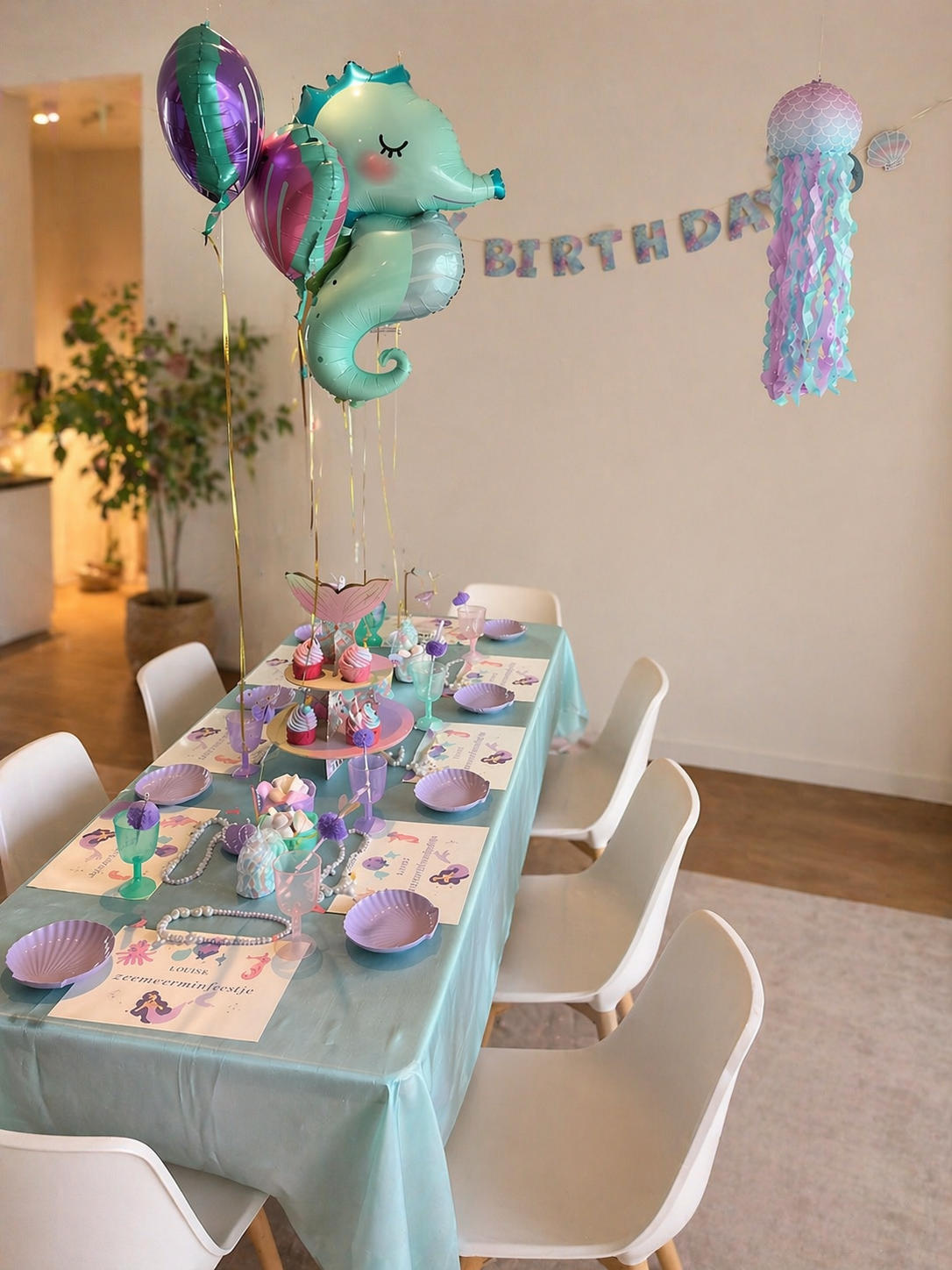 kinderfeestje Amsterdam kinderverjaardag Amsterdam thuis kinderfeestje organiseren origineel kinderfeestje Amsterdam kinderfeestje ideeën thuis thema kinderfeestje thuis zeemeerminnenfeestje Amsterdam zeemeerminnen feestje Weesp Weespersluis Muiden O