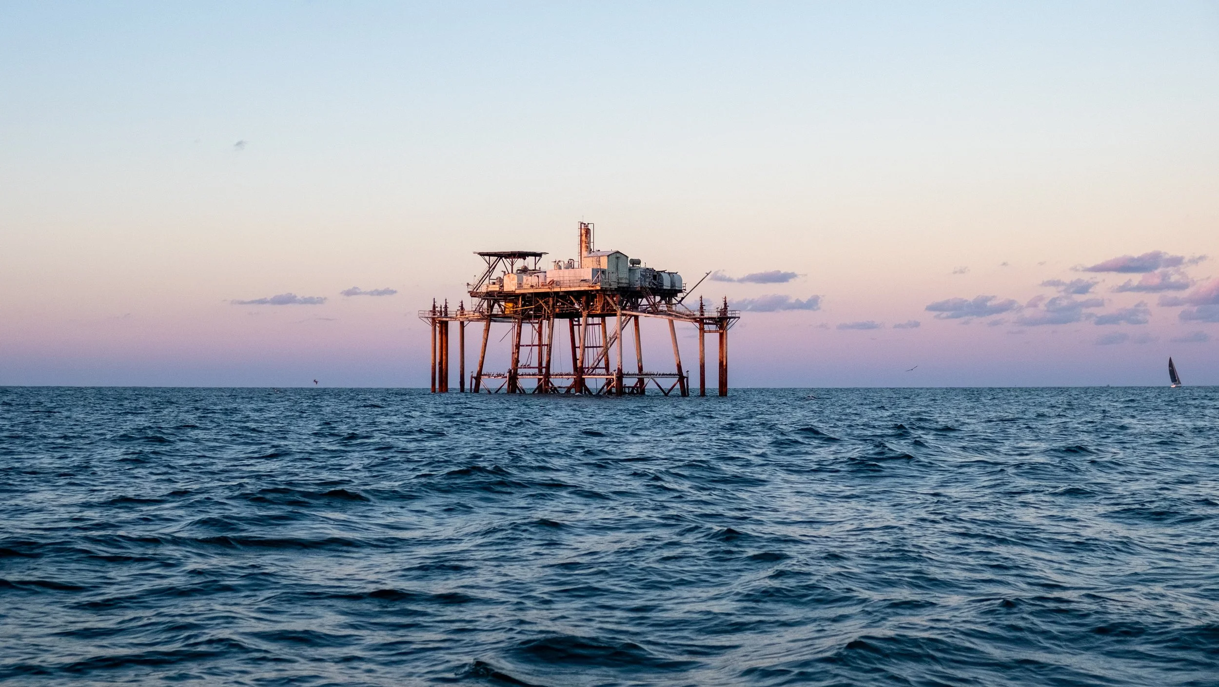 Decommissioning Defaults: The risks of late-life oil and gas assets