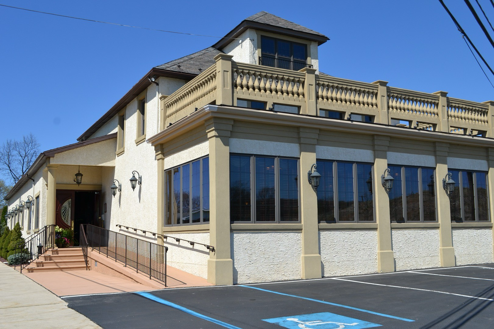 Dinner Seminar at Kingfish Bistro