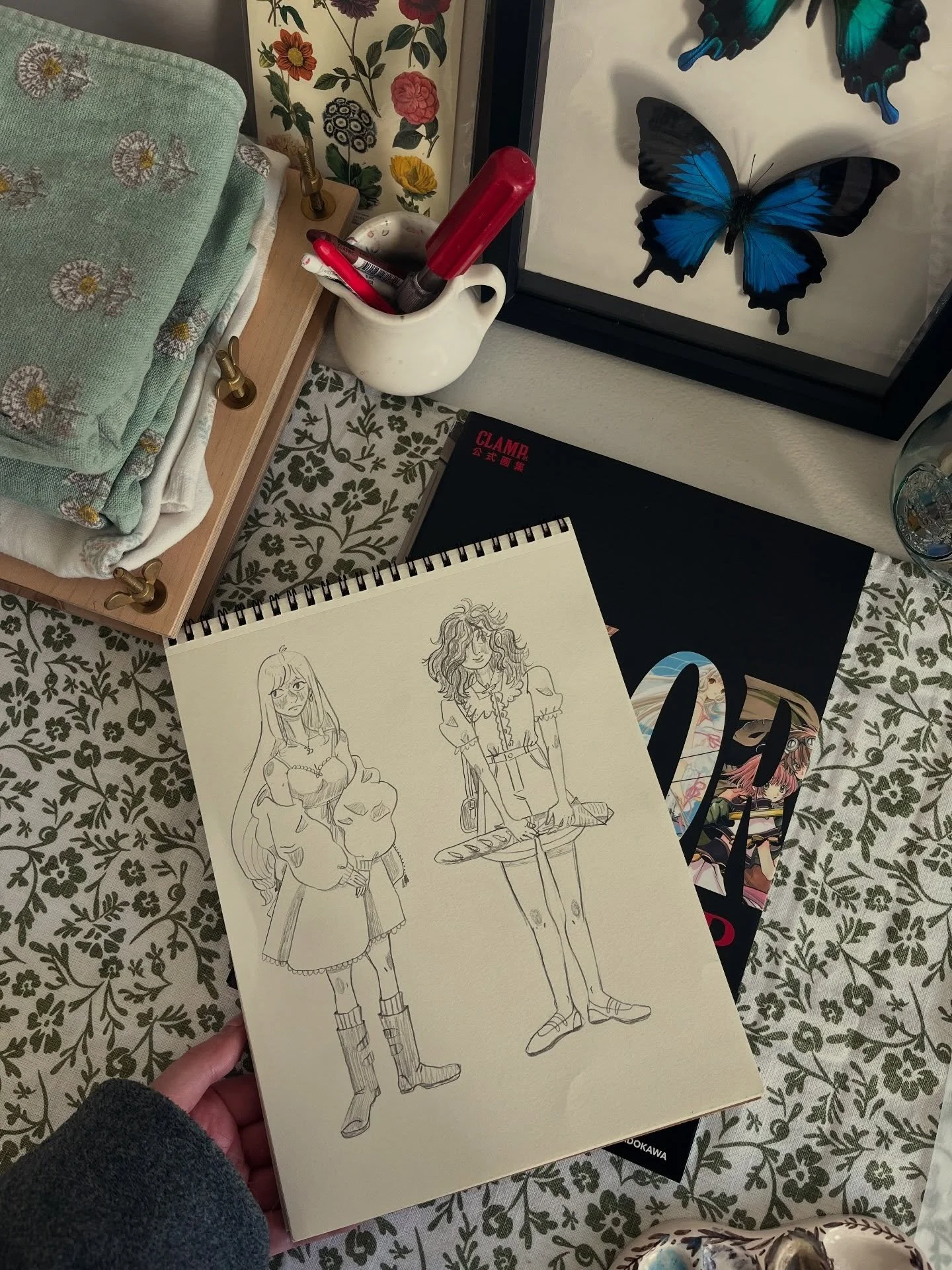 Some things that are bringing me joy lately&hellip; How about everyone else? 👀 Please feel free to share below!

🌻1. Having a &ldquo;cheap&rdquo; sketchbook for low stakes practice. I find I can be looser when I don&rsquo;t have the pressure of &ld