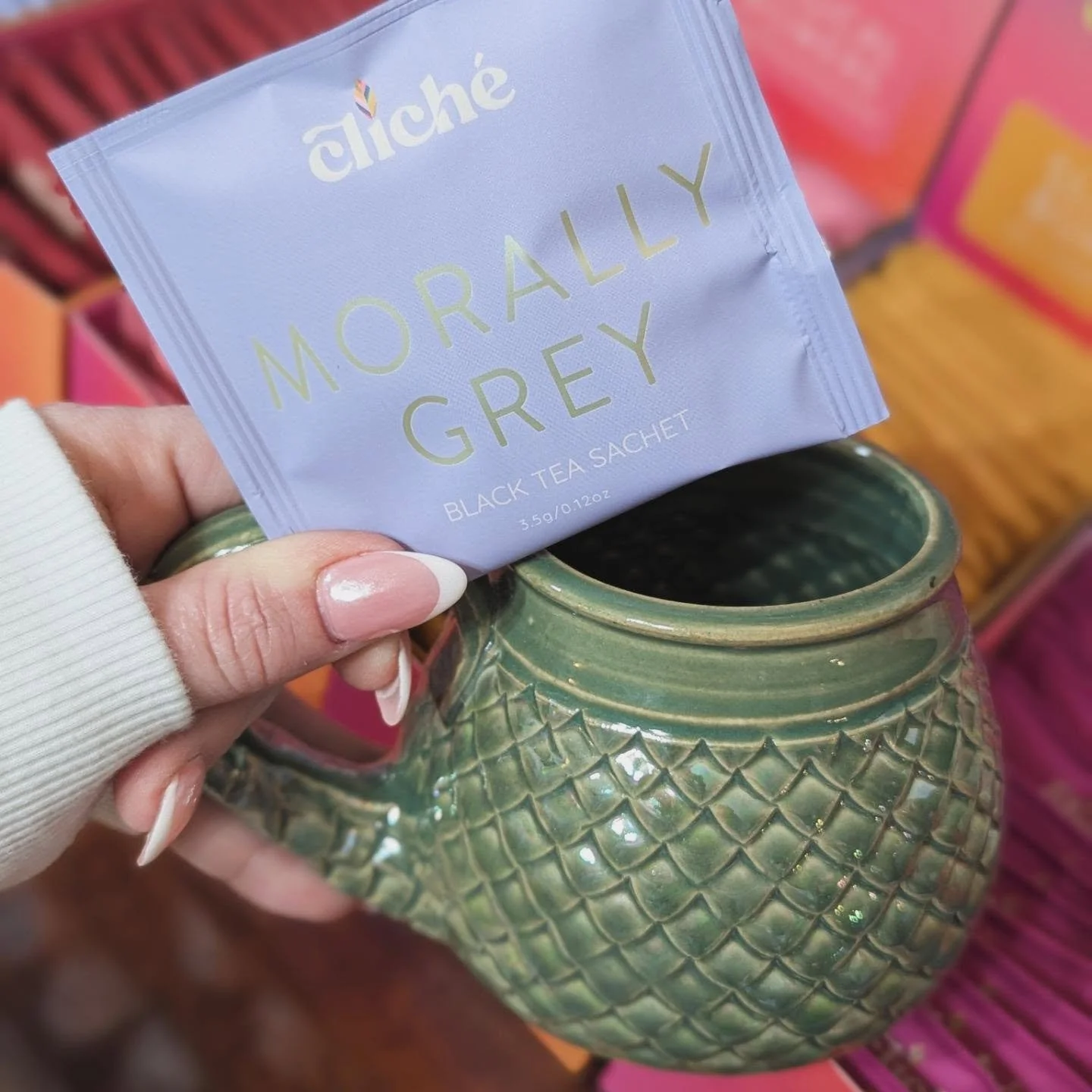 Say hello to @clichetea ! Check out these delicious bookish flavors 🫖 They're a perfect addition to your Valentines gifts and blind date books!