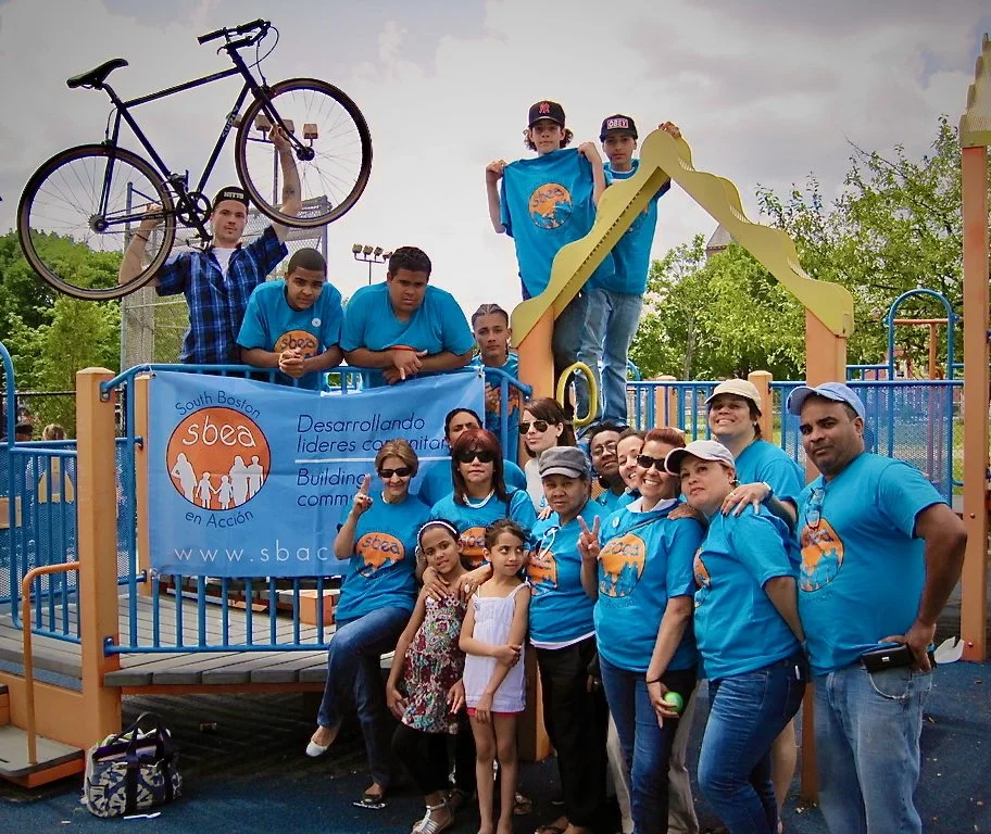 Samuel Hurtado and a group of volunteers working together for South Boston en Acción (SBEA).