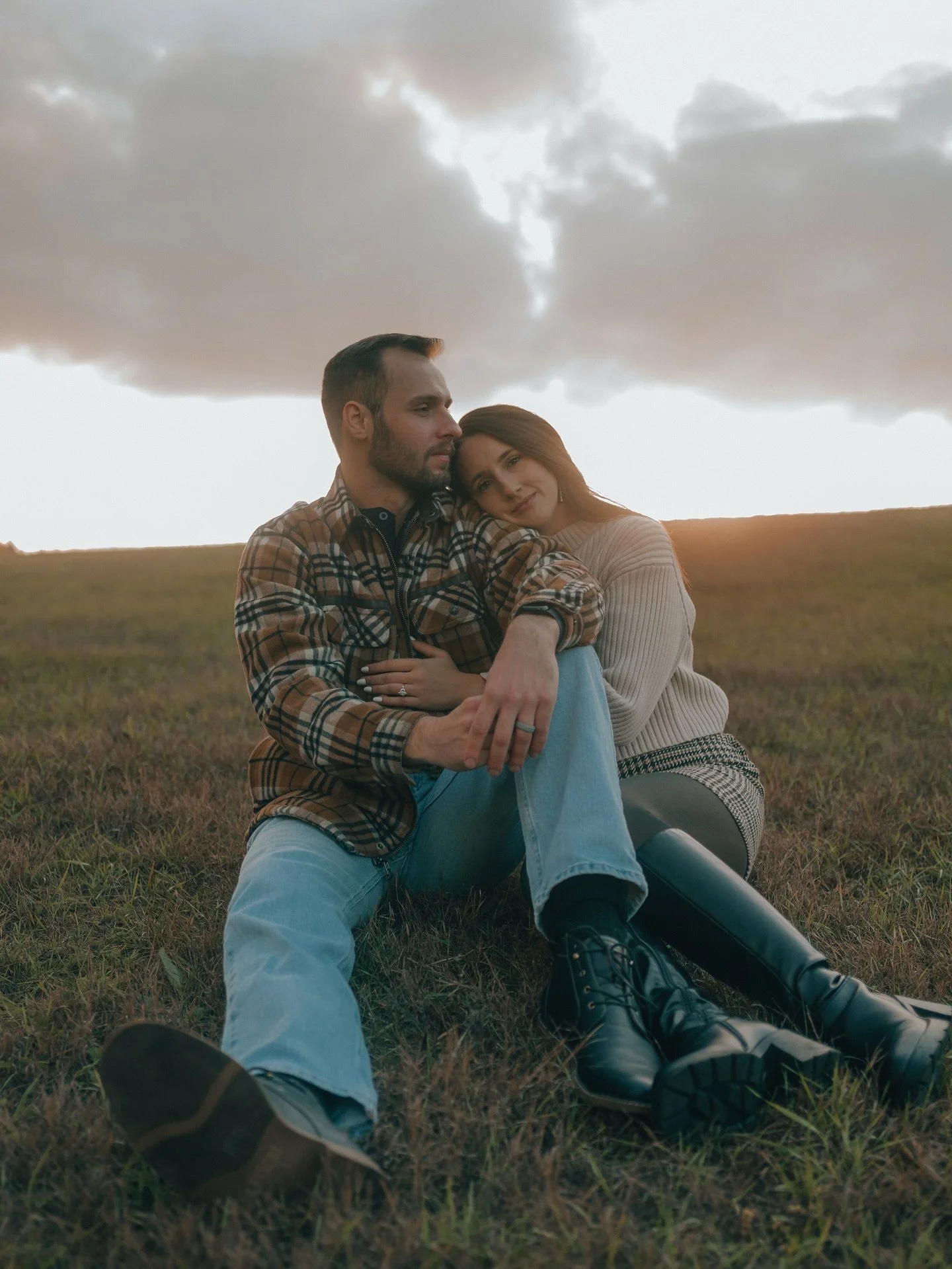 Something about a fall engagement at sunset that feels so perfect.  Moody, warm, crisp. I had so much fun with Elizabeth and Gabe taking their engagement pics! She is actually my daughter's art teacher, so getting to know both of them was very specia