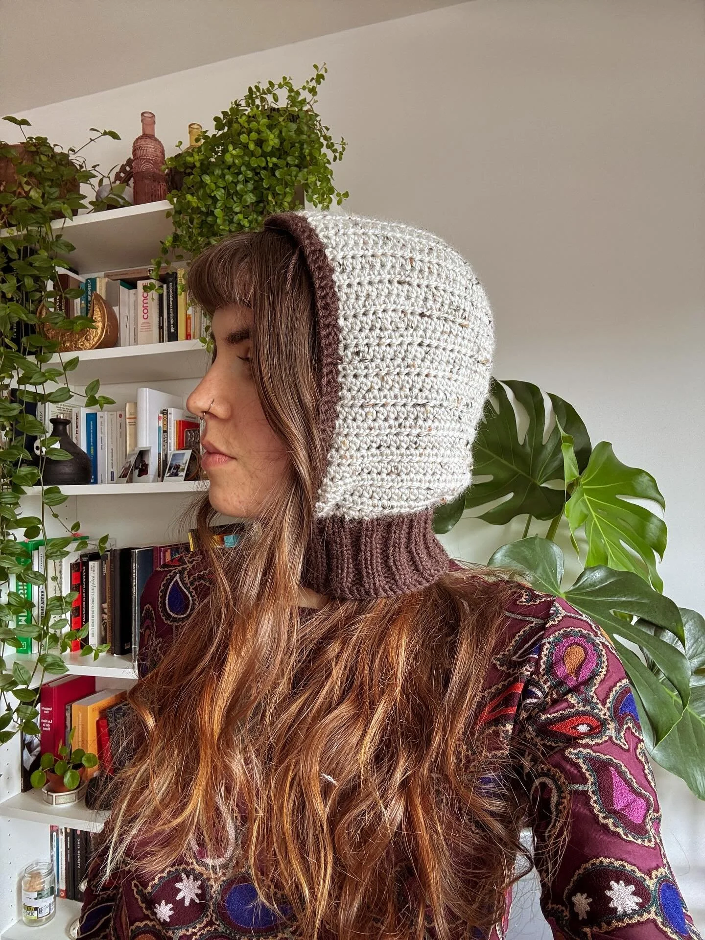 2 premiers prototype de La Gloria Balaclava. 🧶

➻ 1er mod&egrave;le : mix entre crochet et bordure en tricot (mercii &agrave; @glen.chloe pour le tips de la bordure 🥰). 
➻ 2&egrave;me mod&egrave;le : 100% crochet. 

Le patron est en cours d&rsquo;&
