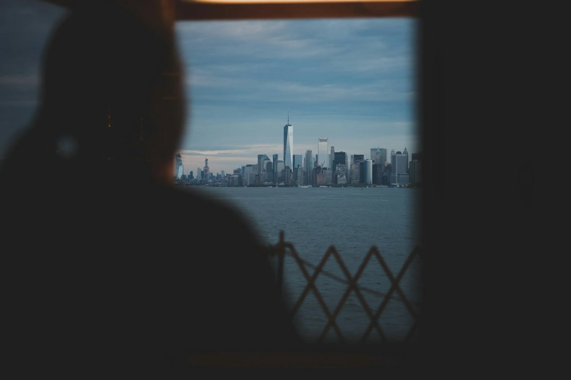 Manhattan skyline representing therapy support for expats and international clients adjusting to life in New York.