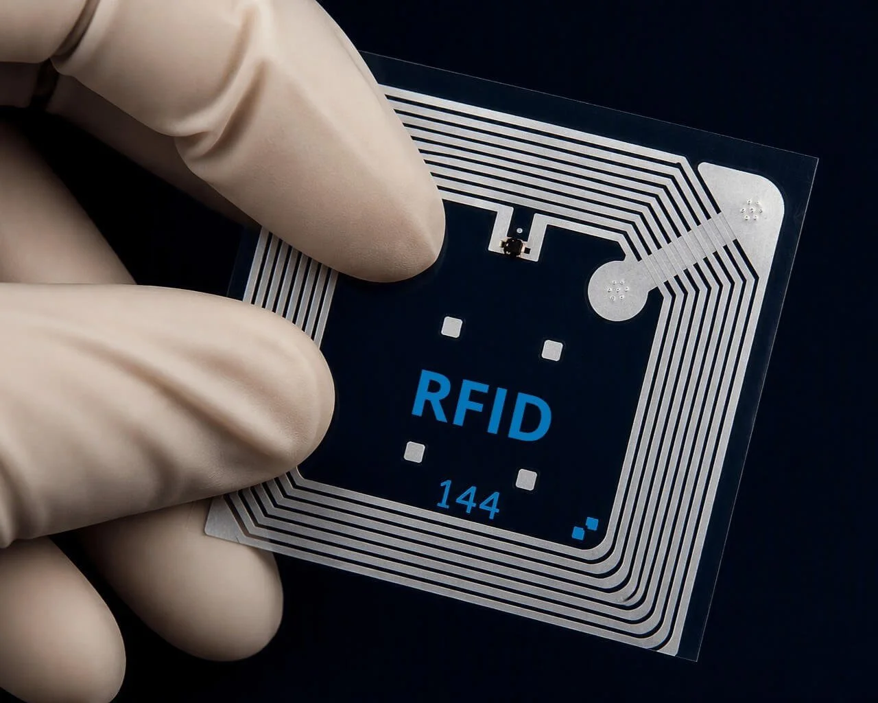 RFID en Ecuador: reduce quiebres de inventario, perfecciona el conteo de activos y acelera despachos