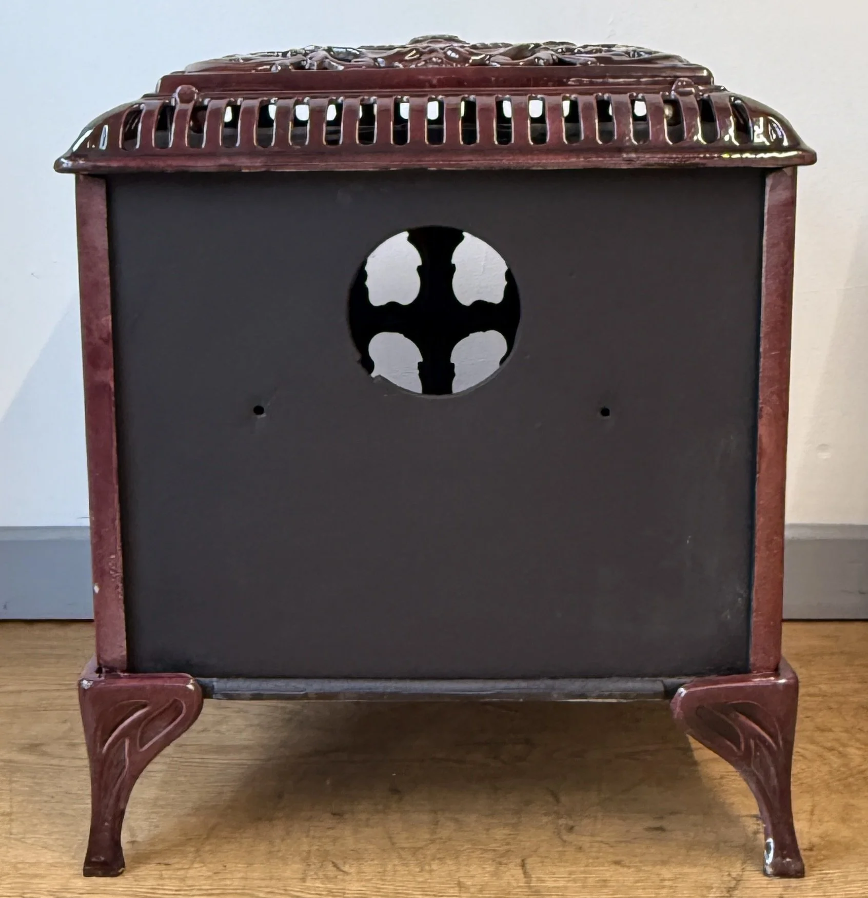 Rear view of a Perfector stove