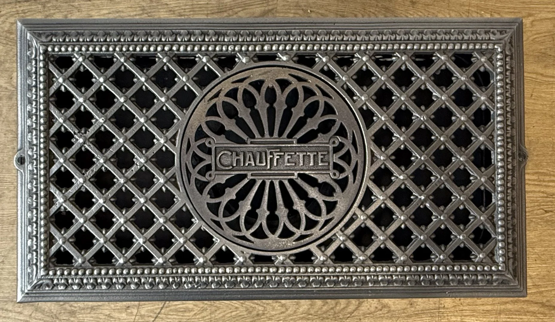 Top view with trivet of Vintage Stove