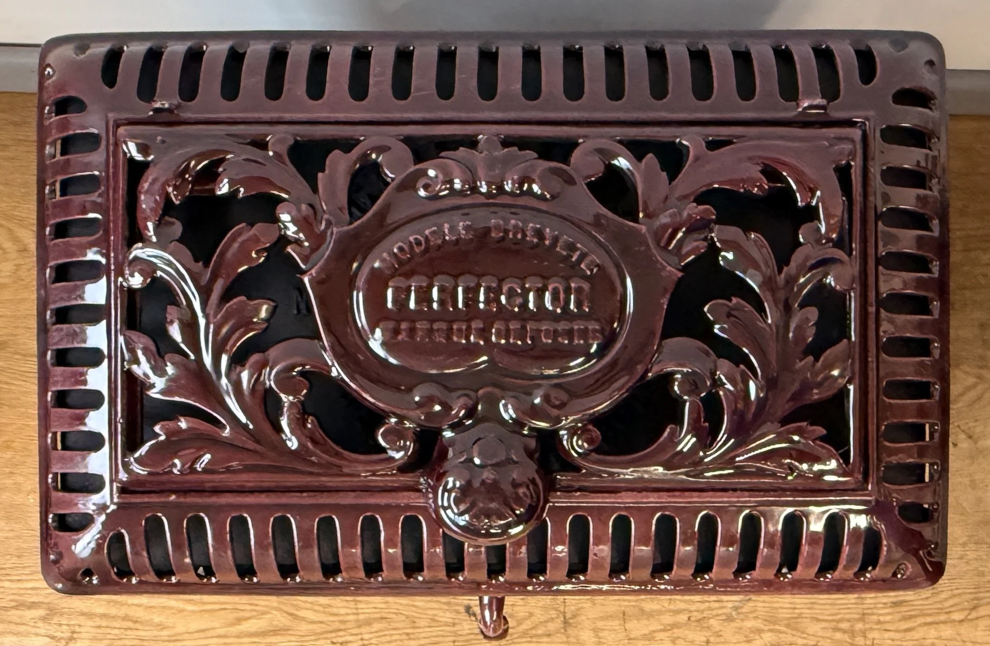 Vintage cast iron stove lid