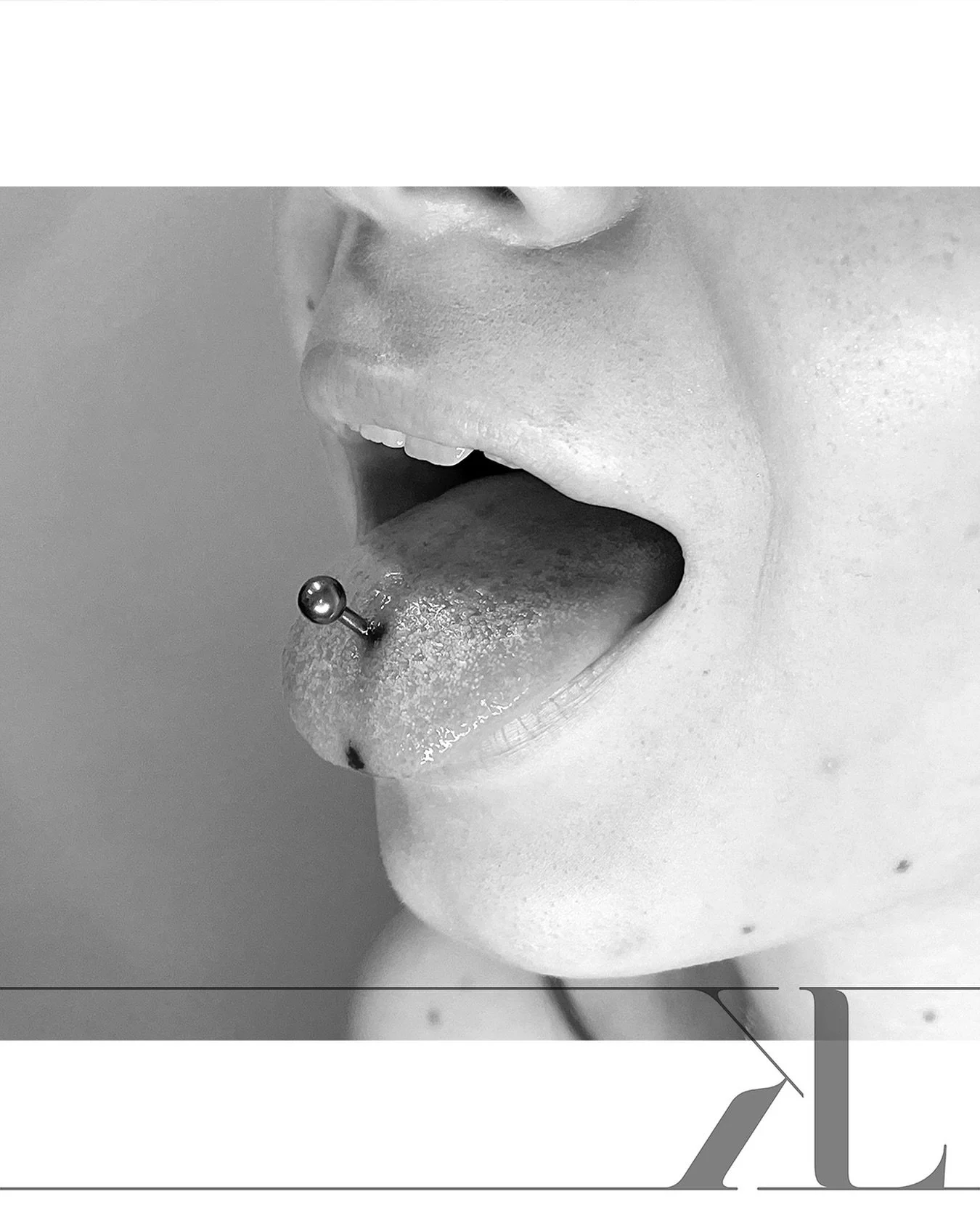 Tongue piercing 🖤
.
.
.
.
.
.
.
.
#tongue #tonguepiercing #piercing #titanium #titaniumpiercing #titaniumjewelry #barbellpiercing #piercingbrno #lktattoopiercing