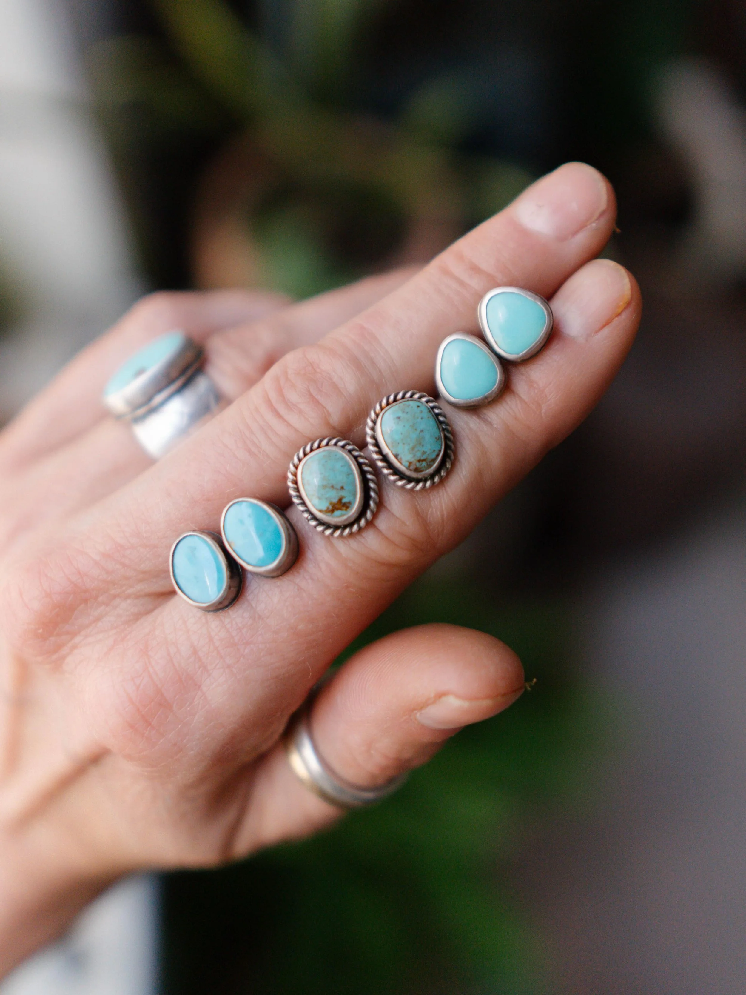 Sunday afternoons at Domaine Pouillon just got a little more sparkly ✨

Join us Sunday, June 14 from 2&ndash;5 PM for a special Jewelry Pop-Up featuring talented local makers from around the Gorge, including featured artist Kim Thompson of @wildheart