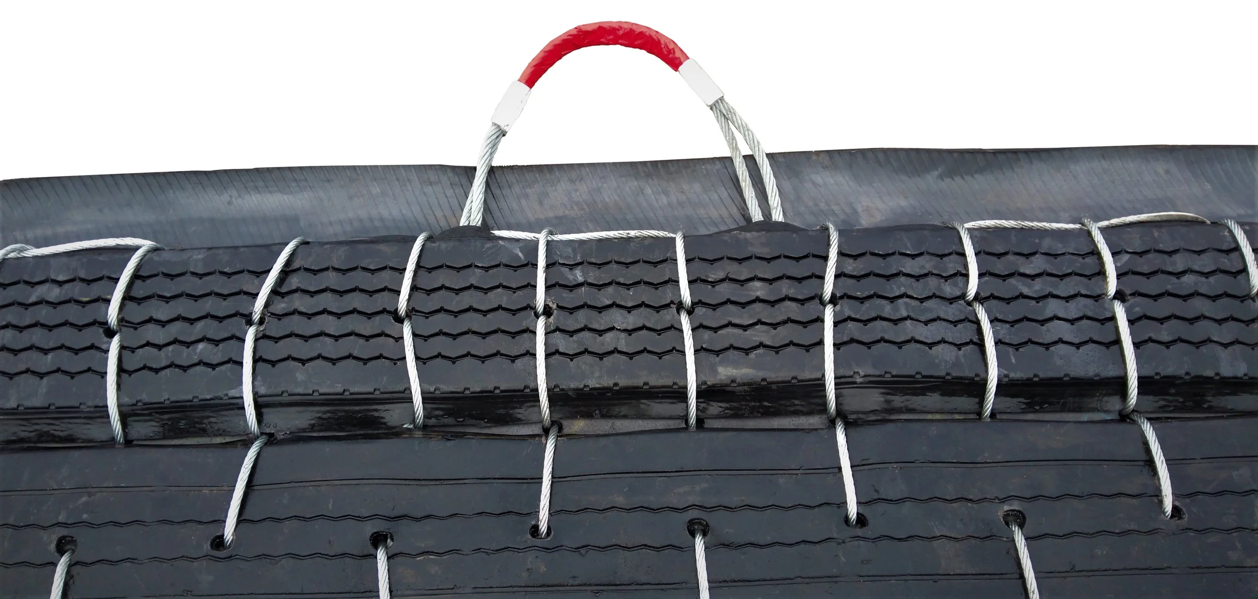 Double-Wire Reinforcement and Steel Cable Loops: on both ends for durability and easy handling - Blasting Mat Sultions Loops for Handling with Reinforced Steel Cables