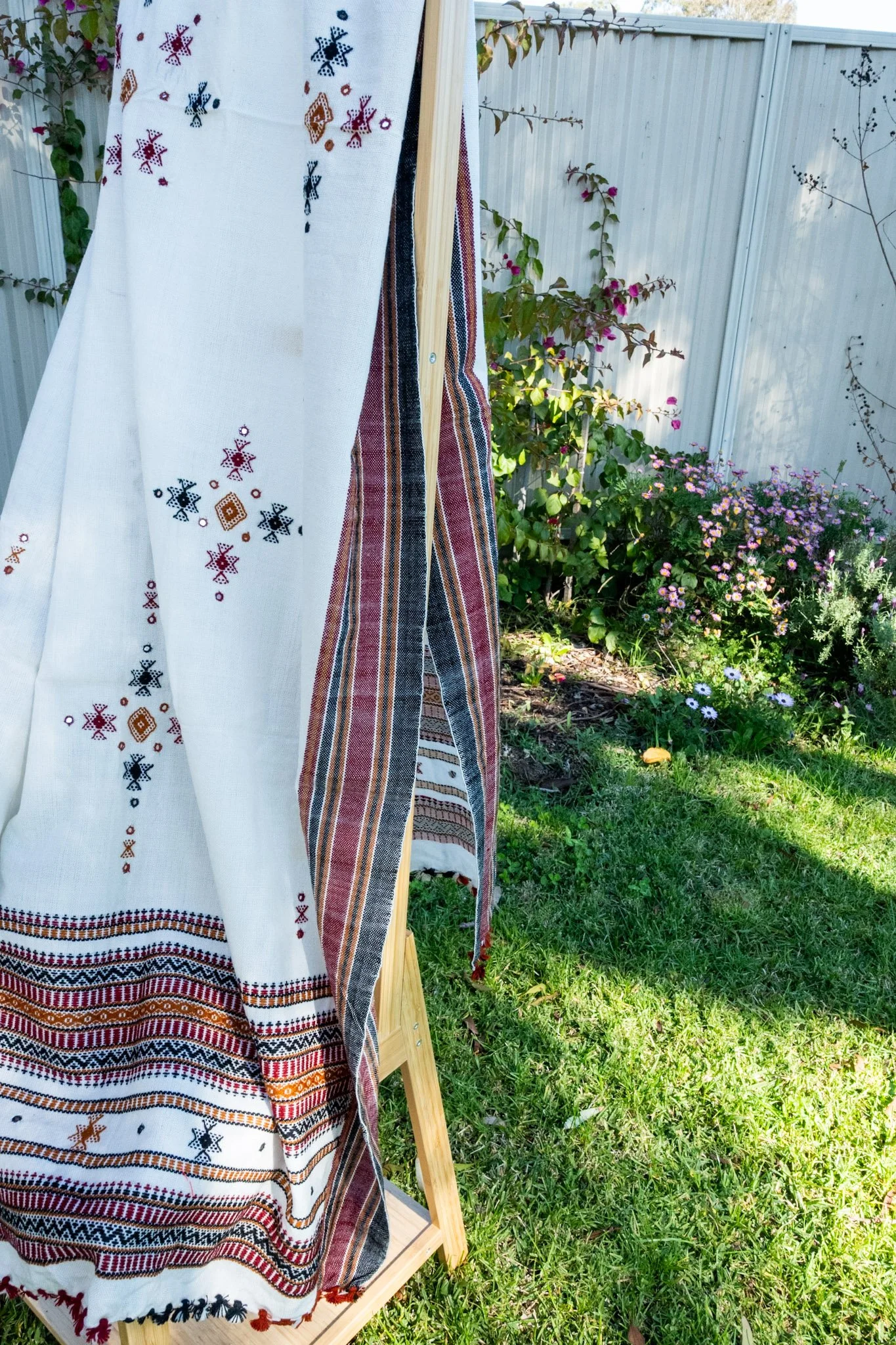 Handwoven Bhujodi Wool Shawl Ivory with Kutch Motifs and Mirror Work