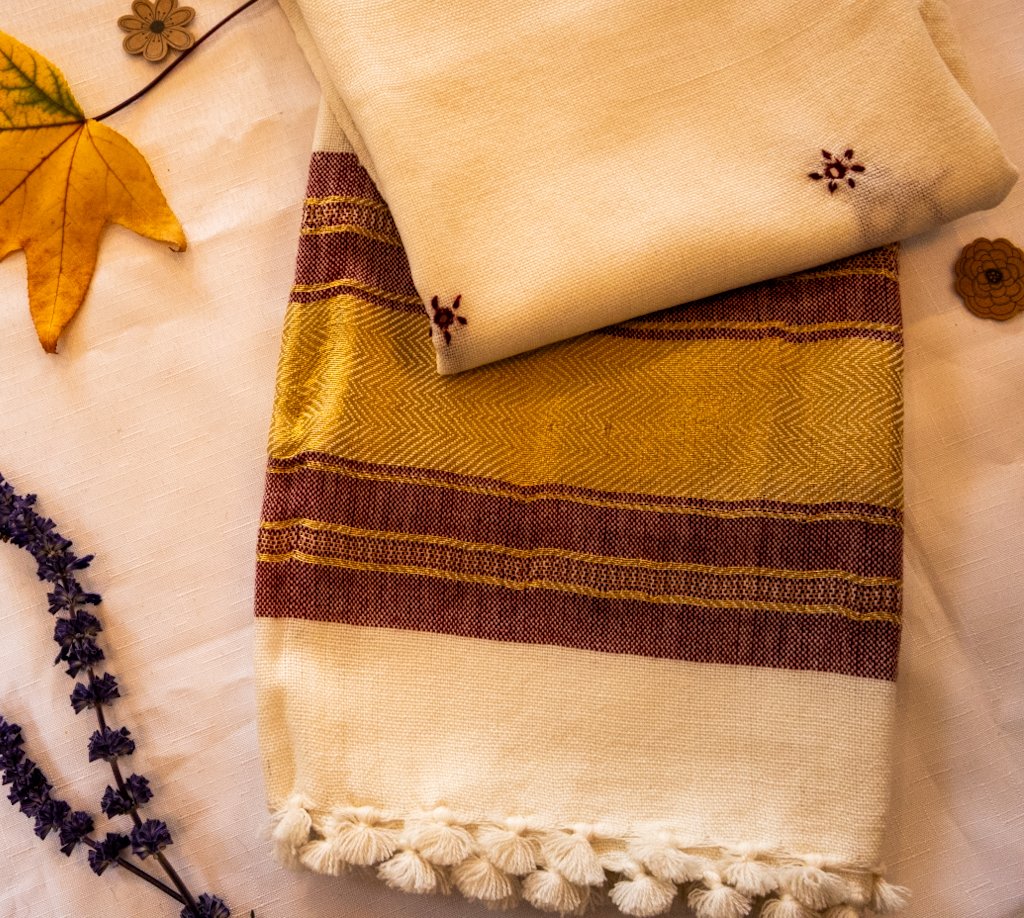 Handwoven Bhujodi Wool Shawl – Ivory with Mustard & Maroon Stripes and Tassels