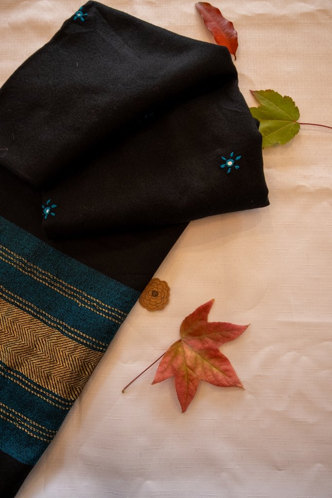 Handwoven Bhujodi Wool Shawl – Black with Teal & Mustard Chevron Motifs