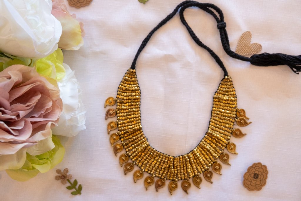 Handmade Dhokra Pendant Necklace – Leaf Motif