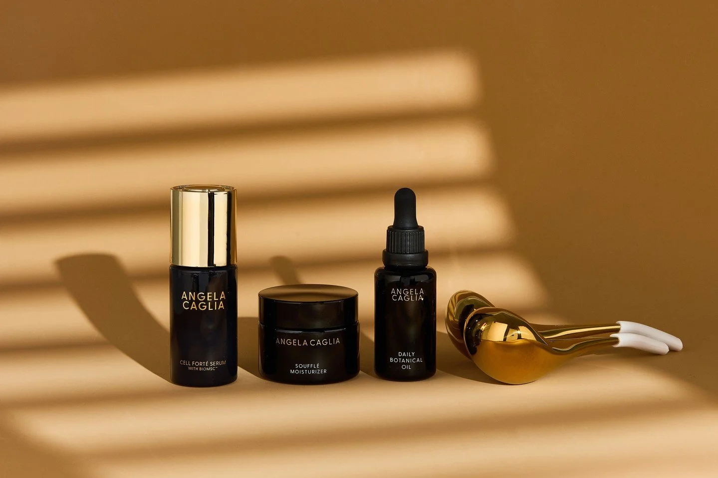 Step aside, retinol! @angelacagliaskincare ushers in a new era of skin regeneration with her patent-pending Human-Derived Stem Cell technology, treating aging where it begins at the cellular level. Delivering billions of exosomes and growth factors, 