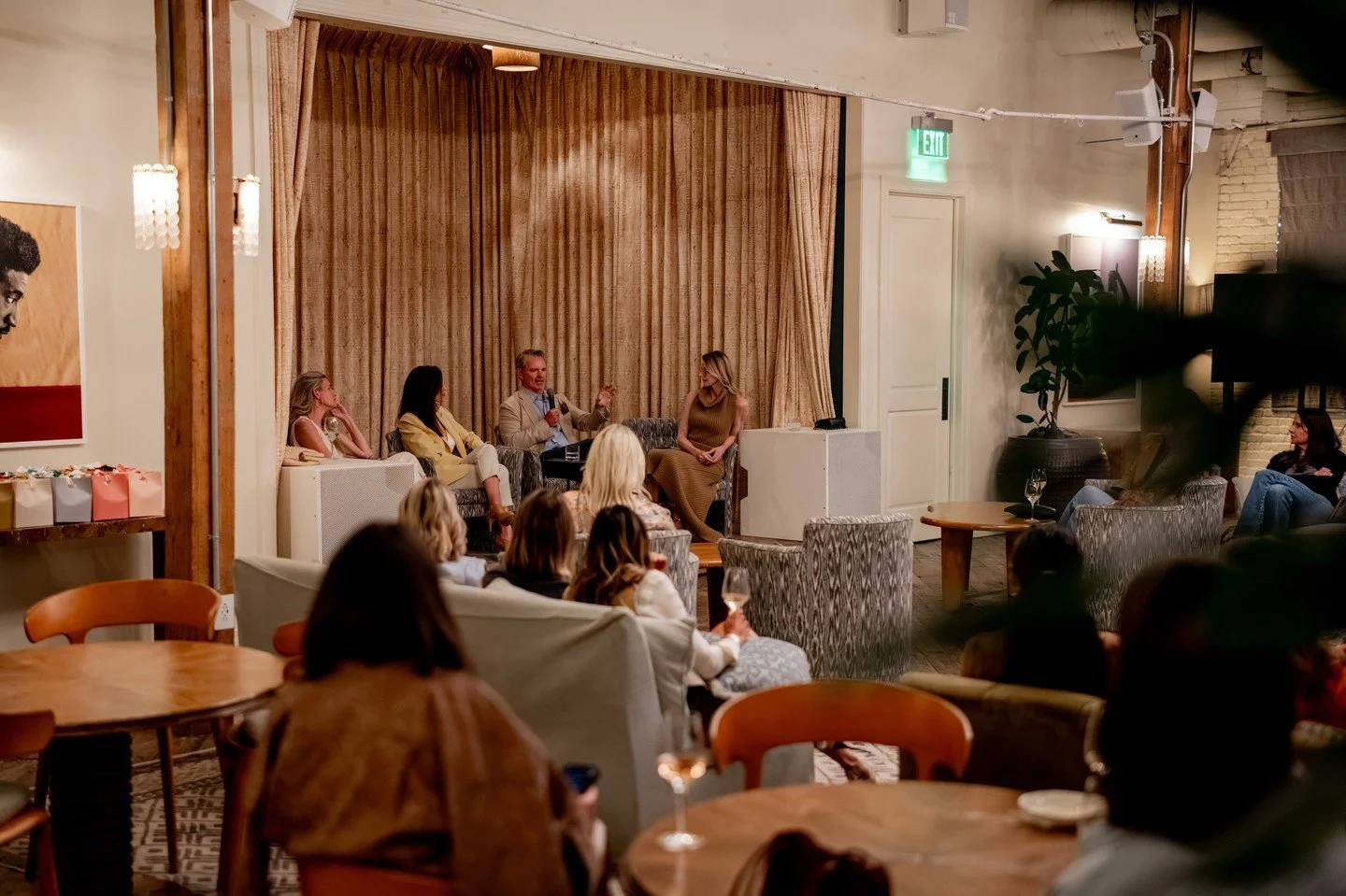 We had such a fantastic time with, Dr. Mark R. Murphy of @palmbeachfacialplastic a weeks ago at Aging Well: Skin Health, Beauty, and Longevity panel in Nashville. Dr. Murphy joined a lineup of industry leaders for a conversation on aging, skin health