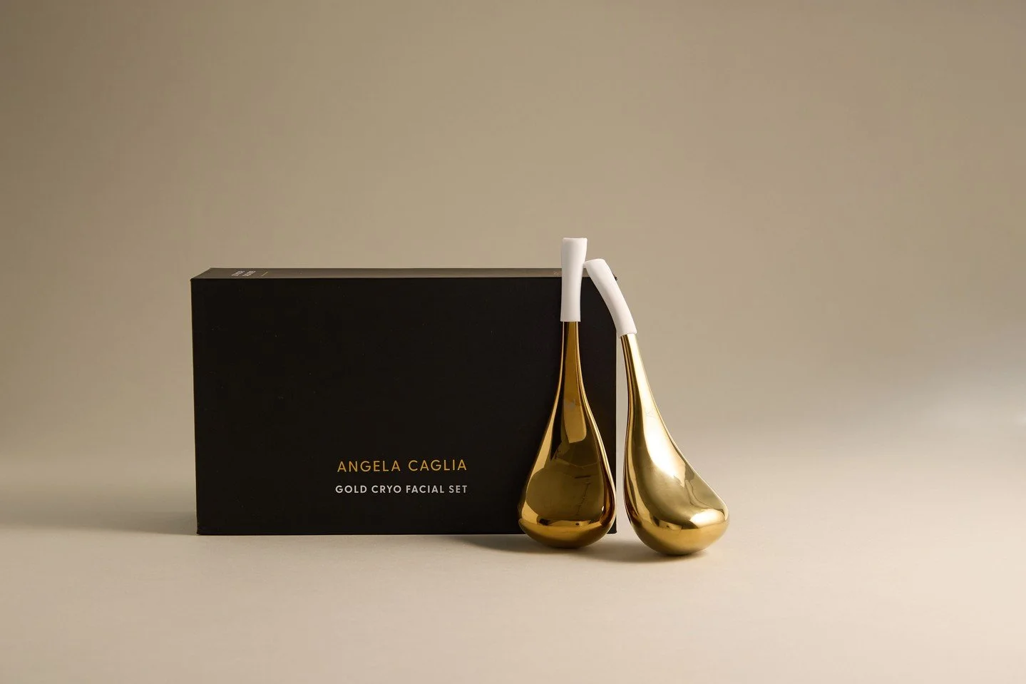 @angelacagliaskincare&rsquo;s Gold Cryo Facial Set was recently featured in @voguemagazine's &ldquo;A Dermatologist&rsquo;s Guide to Treating Dark Circles&rdquo;⁠
⁠
The full piece can be found at the link in our bio.