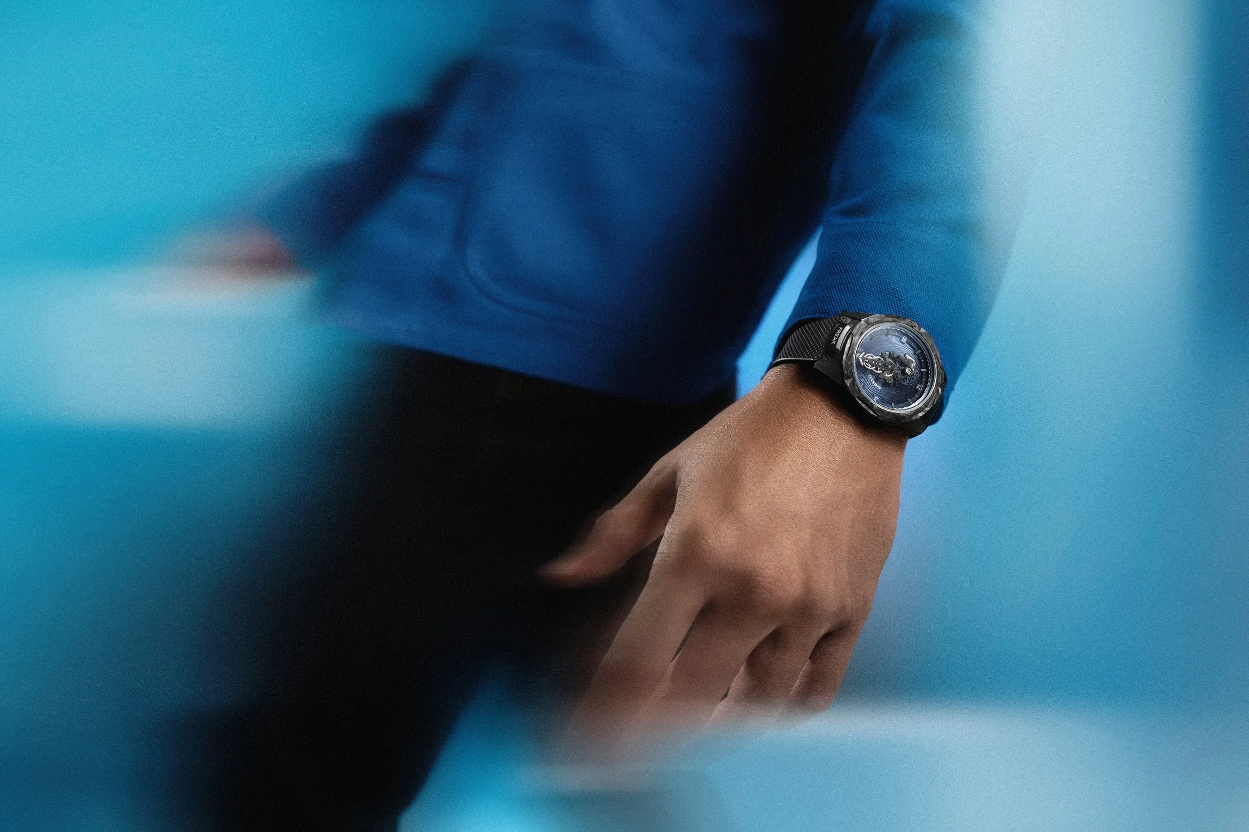 FREAK ONE NAVY BLUE_ULYSSE NARDIN (2) (1).jpg