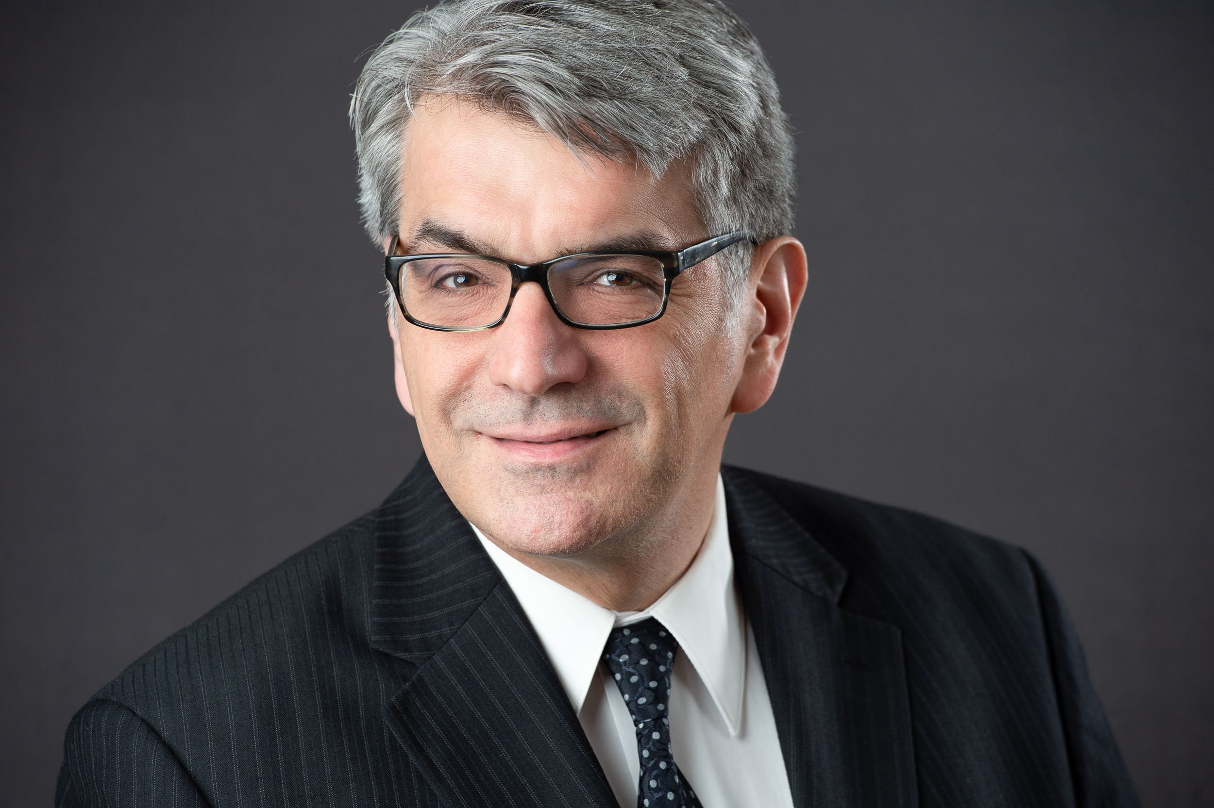 Large Banner Headshot image of man.jpg