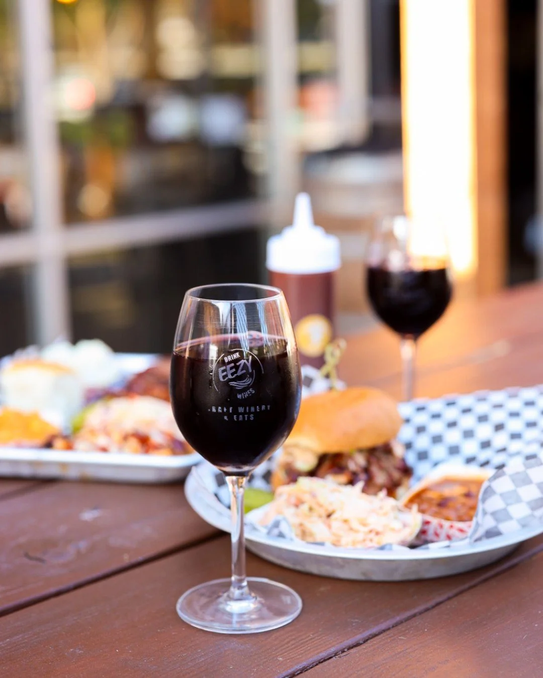 It's National Drink Wine Day! (Not that we need an excuse to grab a glass of locally-made Drink EEZY wine at @thehangryherd 🍷)