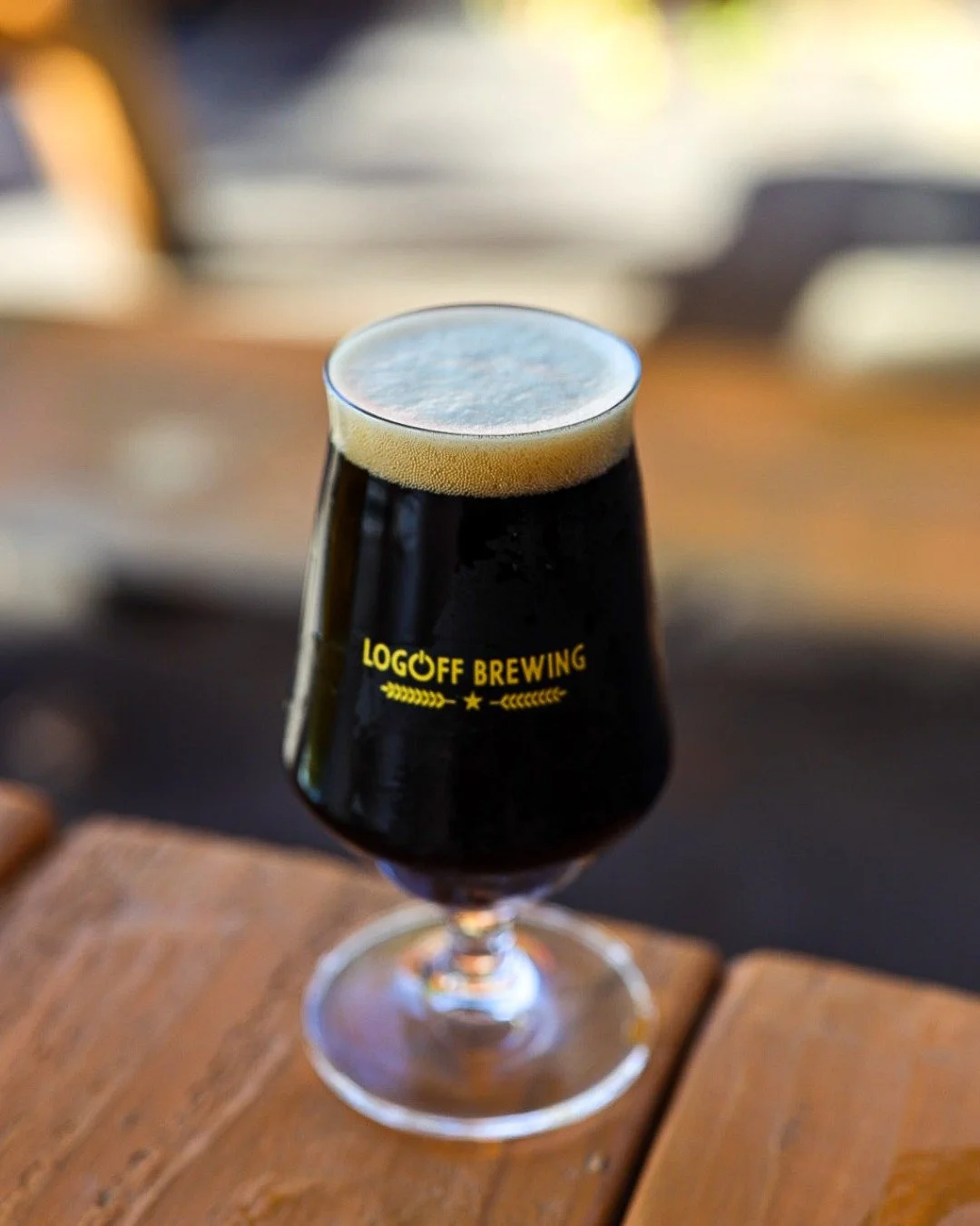 A sunny day☀️ pairs best with patio time and a cold beverage in-hand! 

Which Barrel District patio is your favorite?

📸 Here: @logoffbrewing