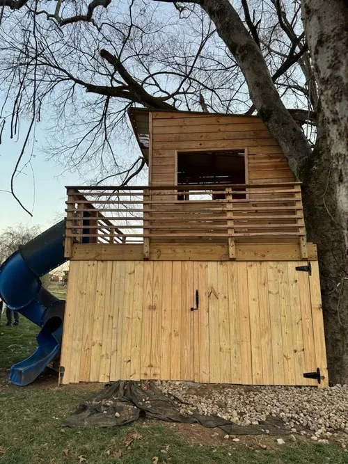 treehouse.webp