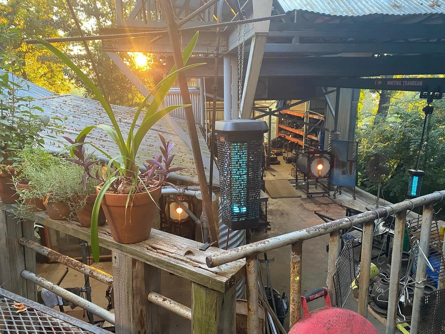 Good Morning Day Break! I&rsquo;m thrilled to announce that www.rockcottageglassworks.com relaunched today. Please check it out. Please share it! Special thanks to our web site designer Elena Smith, our lighting specialist Bryan Morris. Plus Ashby an