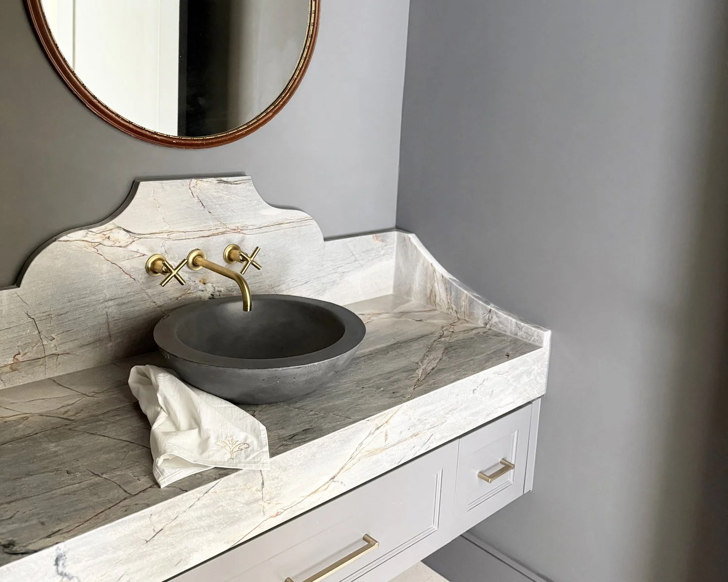 Modern Mediterranean meets Simplicity