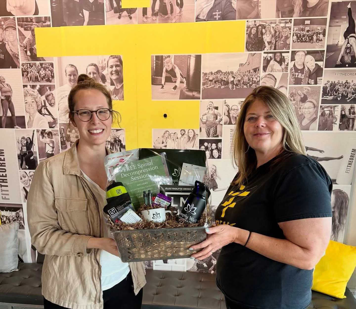 🎉 We&rsquo;re excited to help @fittlivonia celebrate their upcoming 7️⃣ year anniversary! 🎉
To join in the fun, we gifted them a basket full of wellness goodies, including a complimentary spinal decompression session, consultation, and examination 