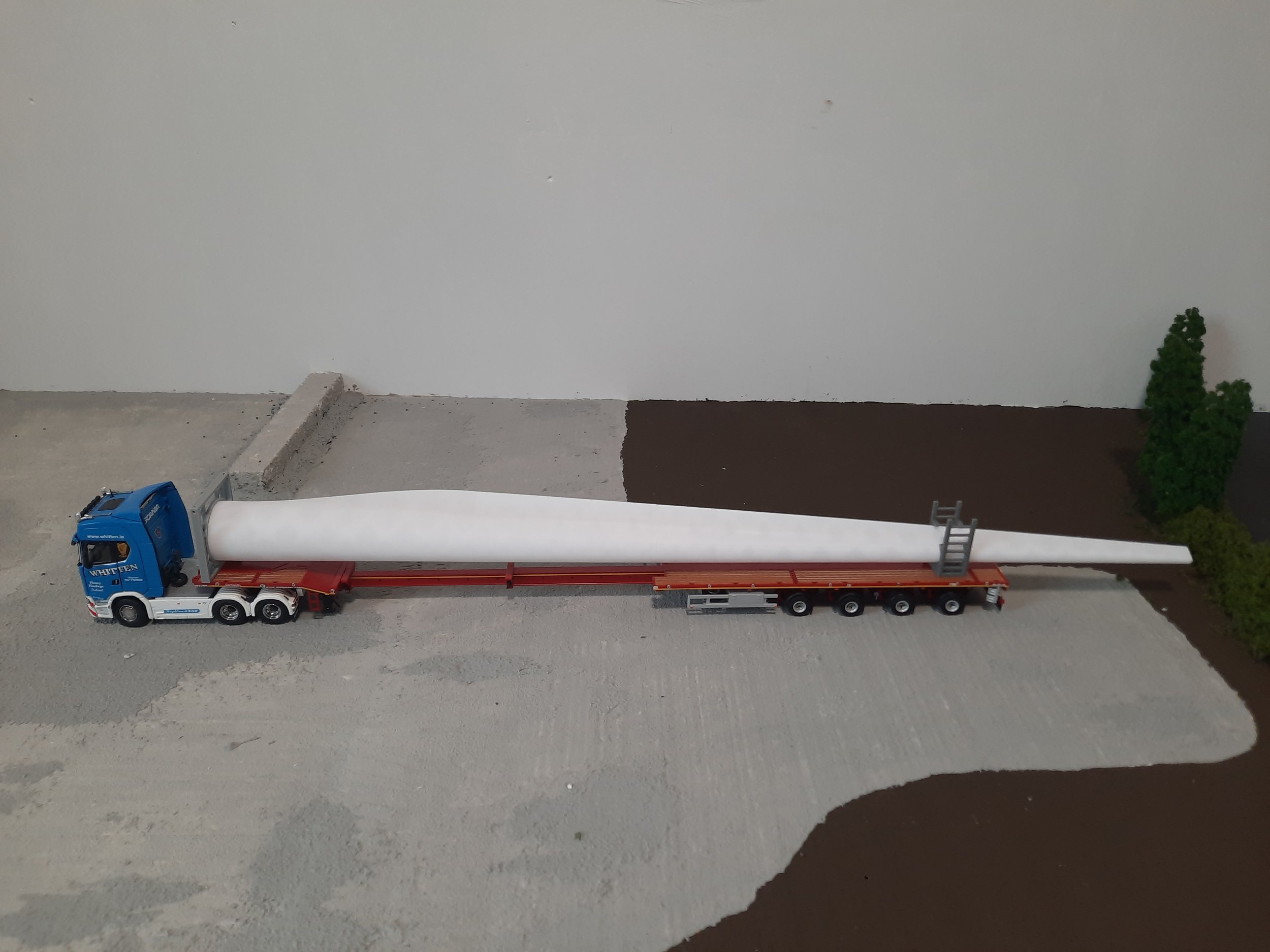1:50 Scale Short Wind Turbine Blade