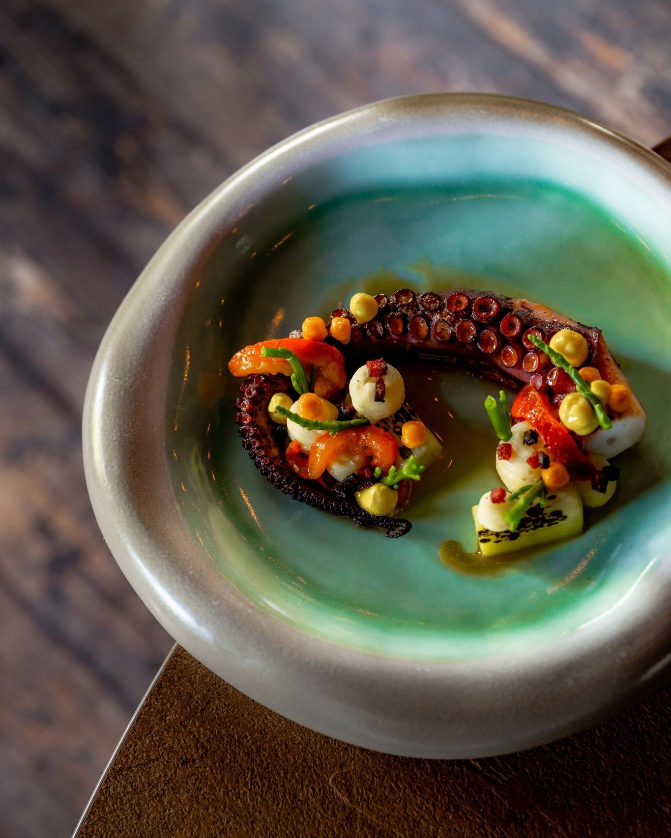 Dinsdagavond.
POULPE op het bord.
Octopus, saffraan, chorizo.

Dat je het even weet.

#bistrodekoetsier #boxtel #avondeten