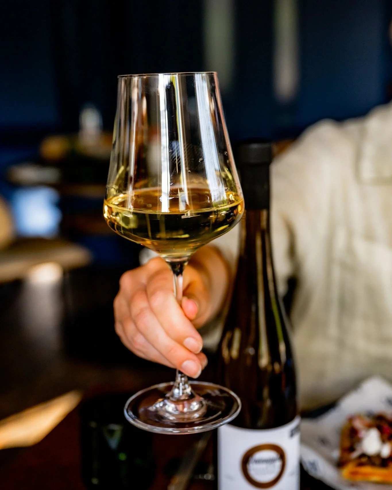 Altijd een goed moment voor een fijne lunch. Een lang diner. Of gewoon een goed glas wijn. 

📍 Reserveren doe je via onze website: www.bistrodekoetsier.nl
Tot vanavond?

#bistrodekoetsier #lunchen #dineren #restaurantboxtel #culinairgenieten