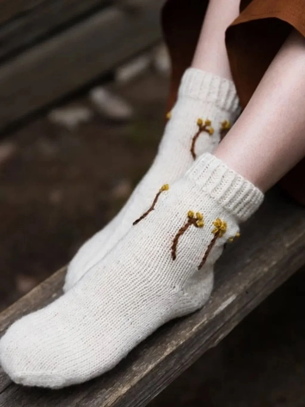 Kaipuu socks -Knitting pattern for TAITO lehti, a Finnish craft magazine